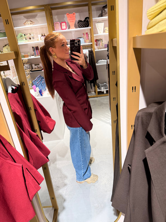 Burgundy blazer getailleerd