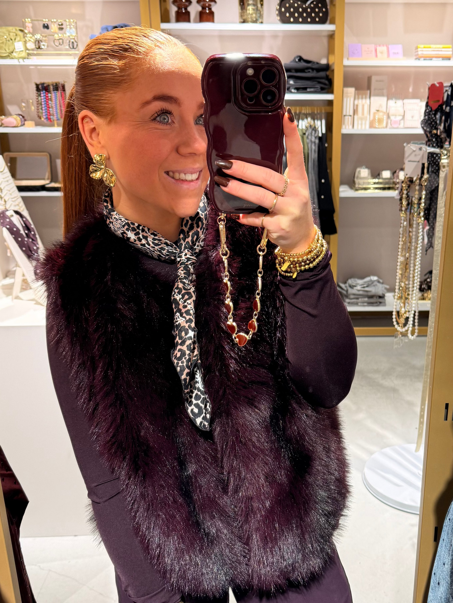 Fluffy gilet bordeaux