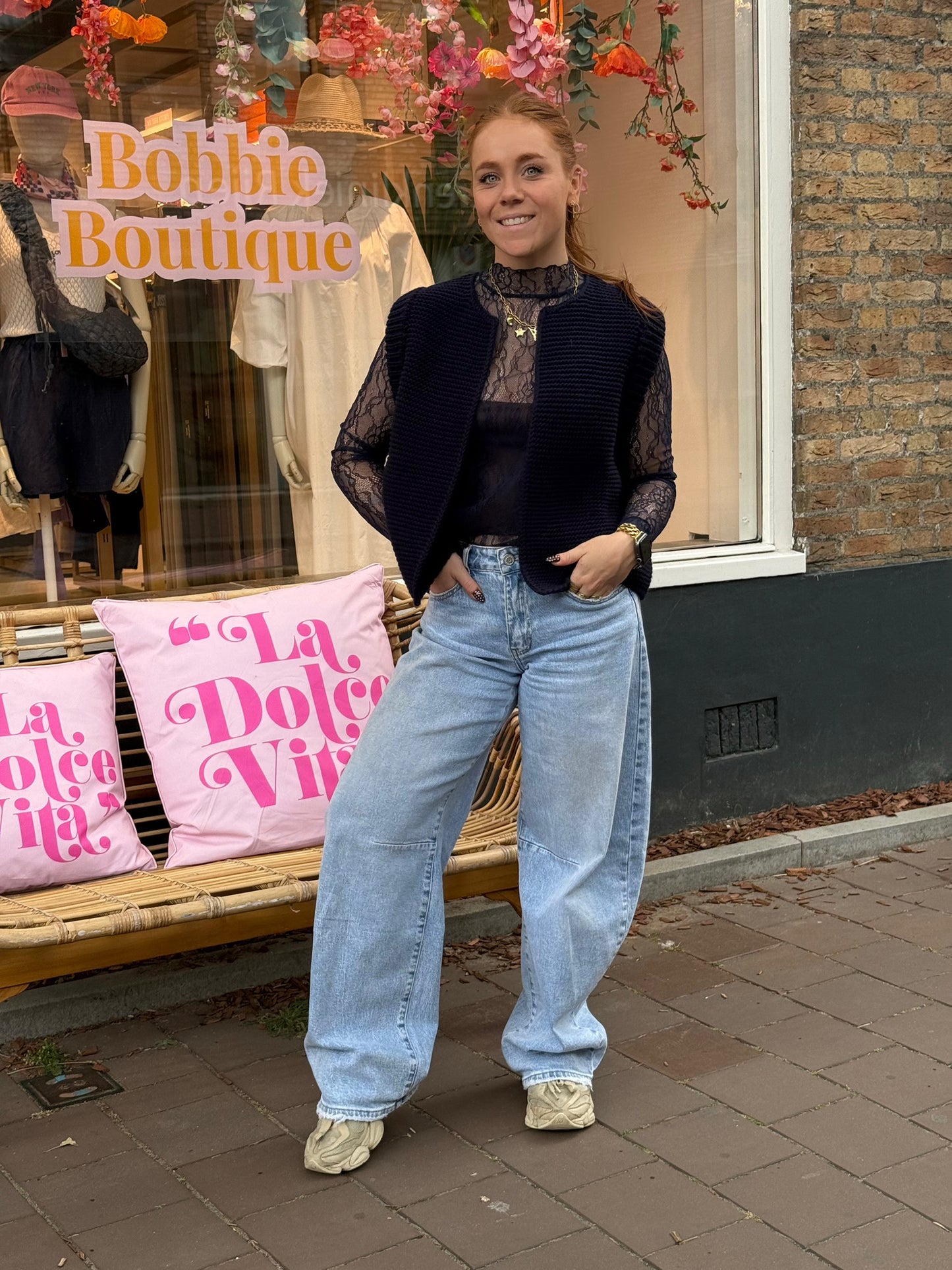 Barrel light denim jeans
