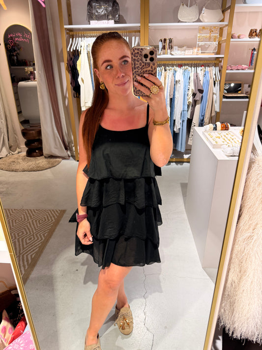 Ruffle dress zwart
