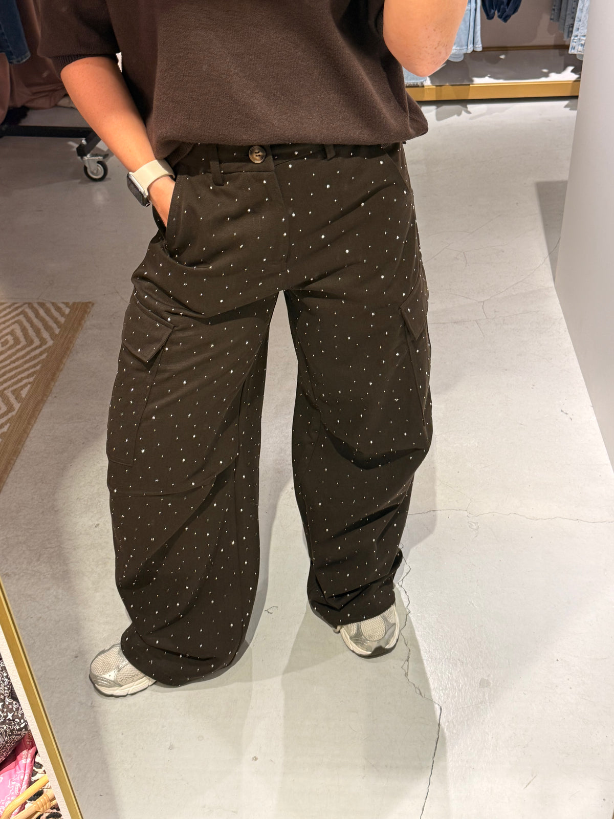 Cargo pants studs brown