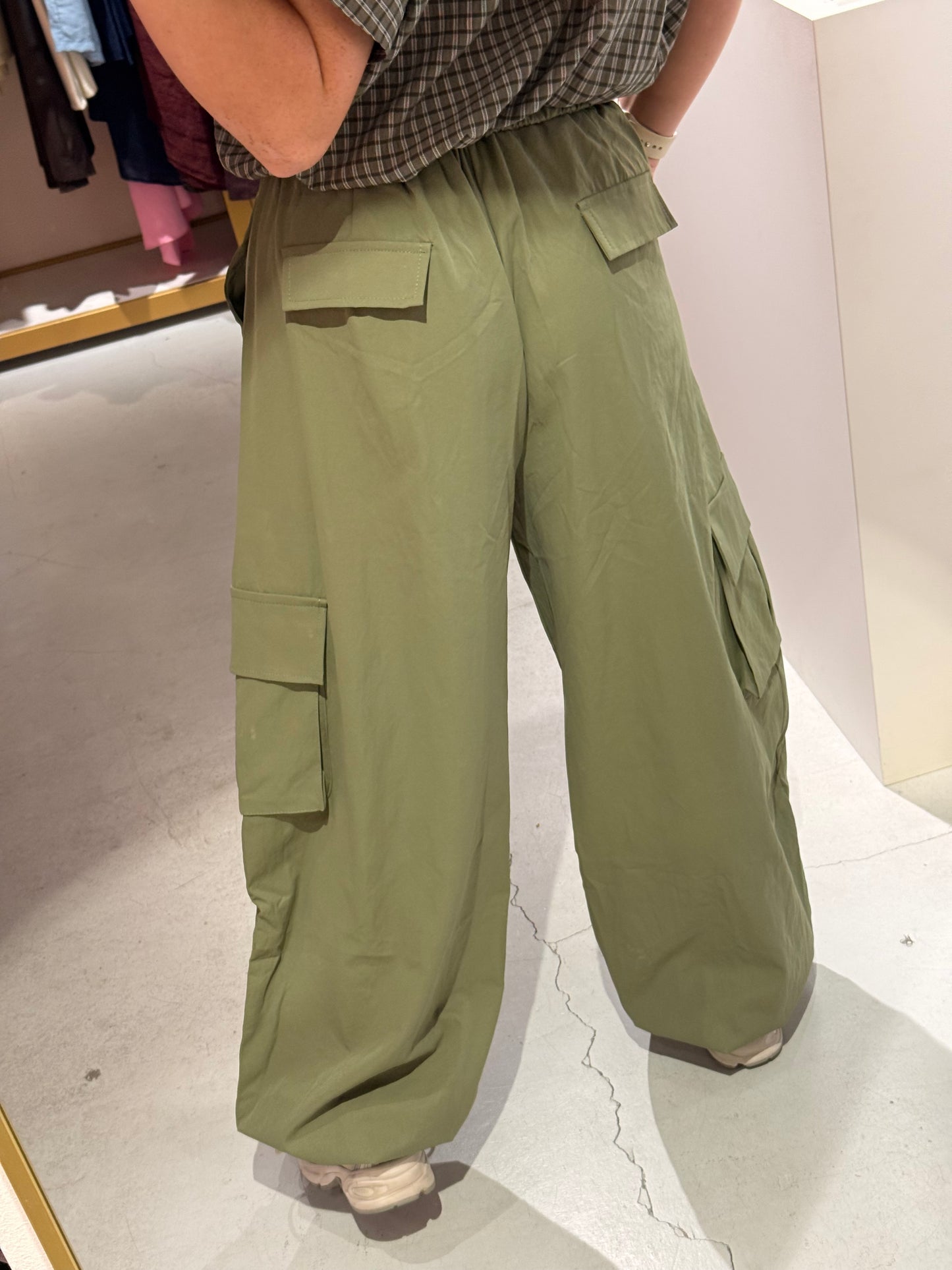 Cargo pants green