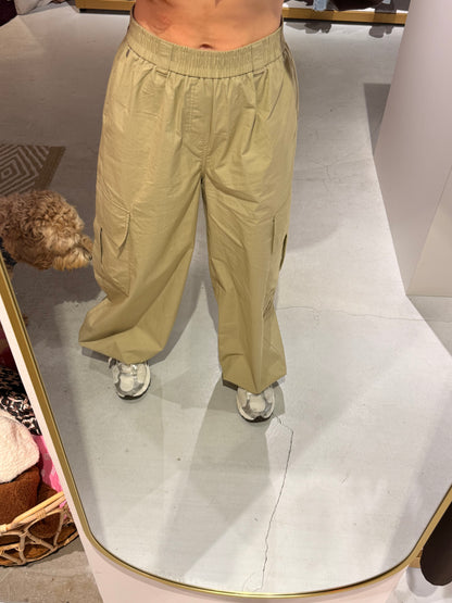 Cargo broek Diede beige