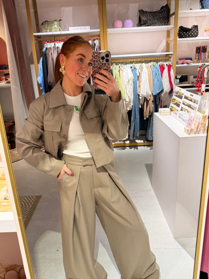 Cropped blazer taupe