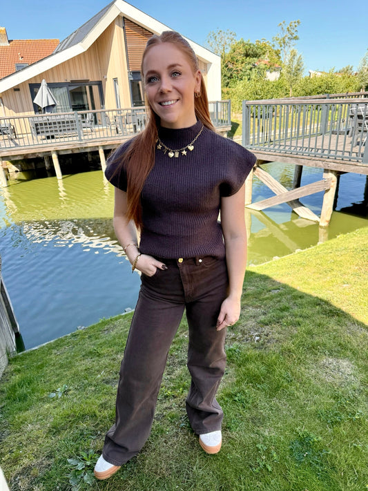 Wide leg jeans brown