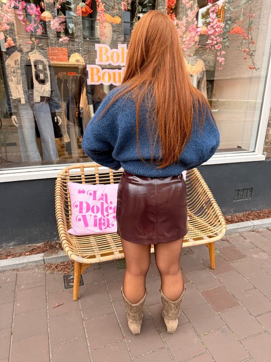 Shiny bordeaux skirt