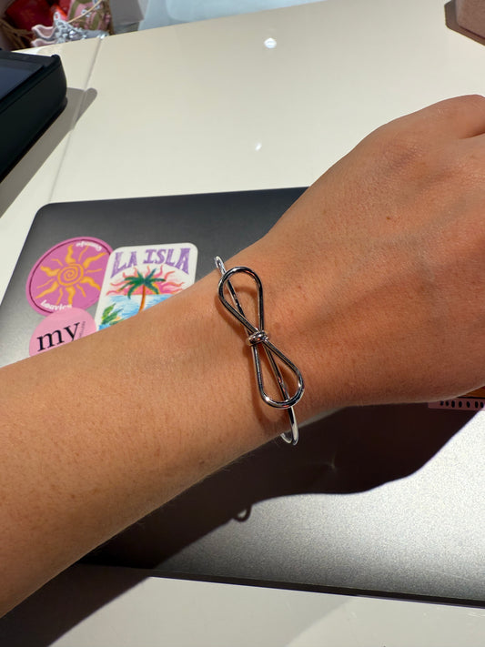 Bangle strik
