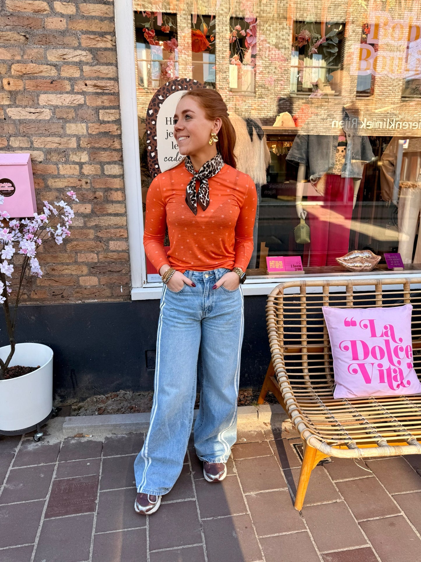 Cashmere top polkadot oranje