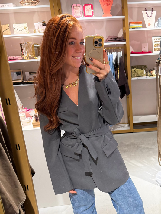 Grijze overslag blazer