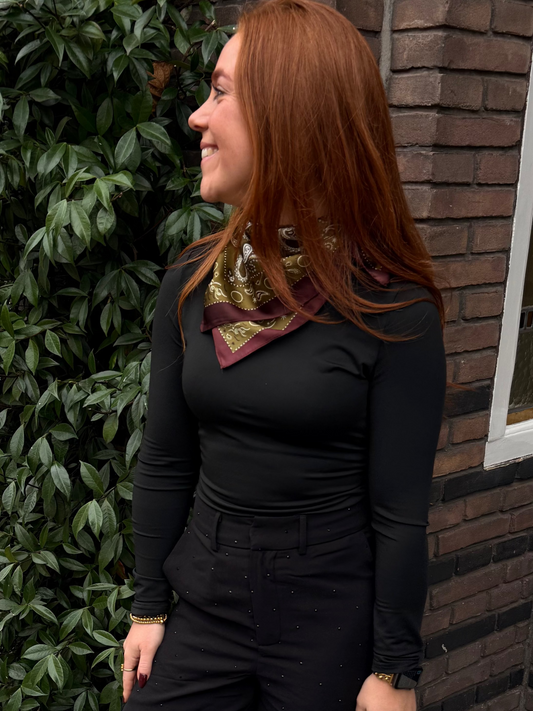 Basic fitted top black