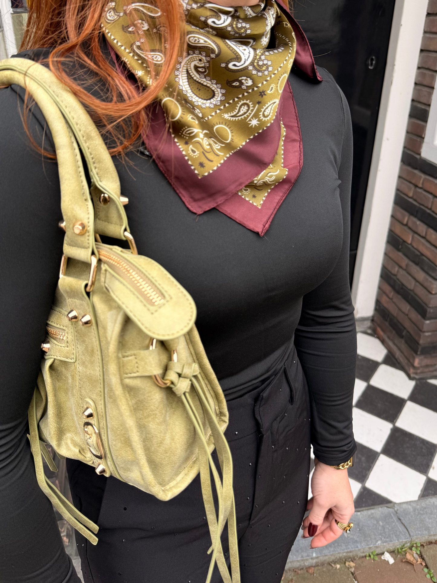 Basic fitted top black