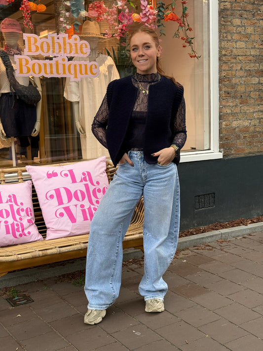 Barrel light denim jeans