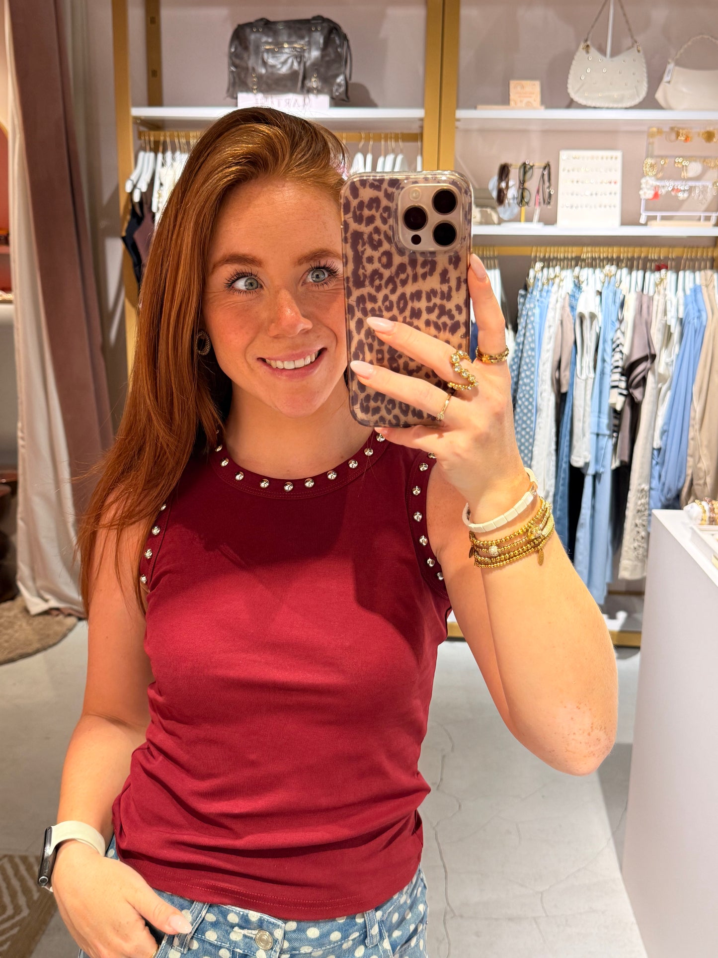 Studs top bordeaux
