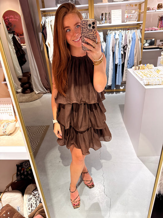 Halterjurk layers brown