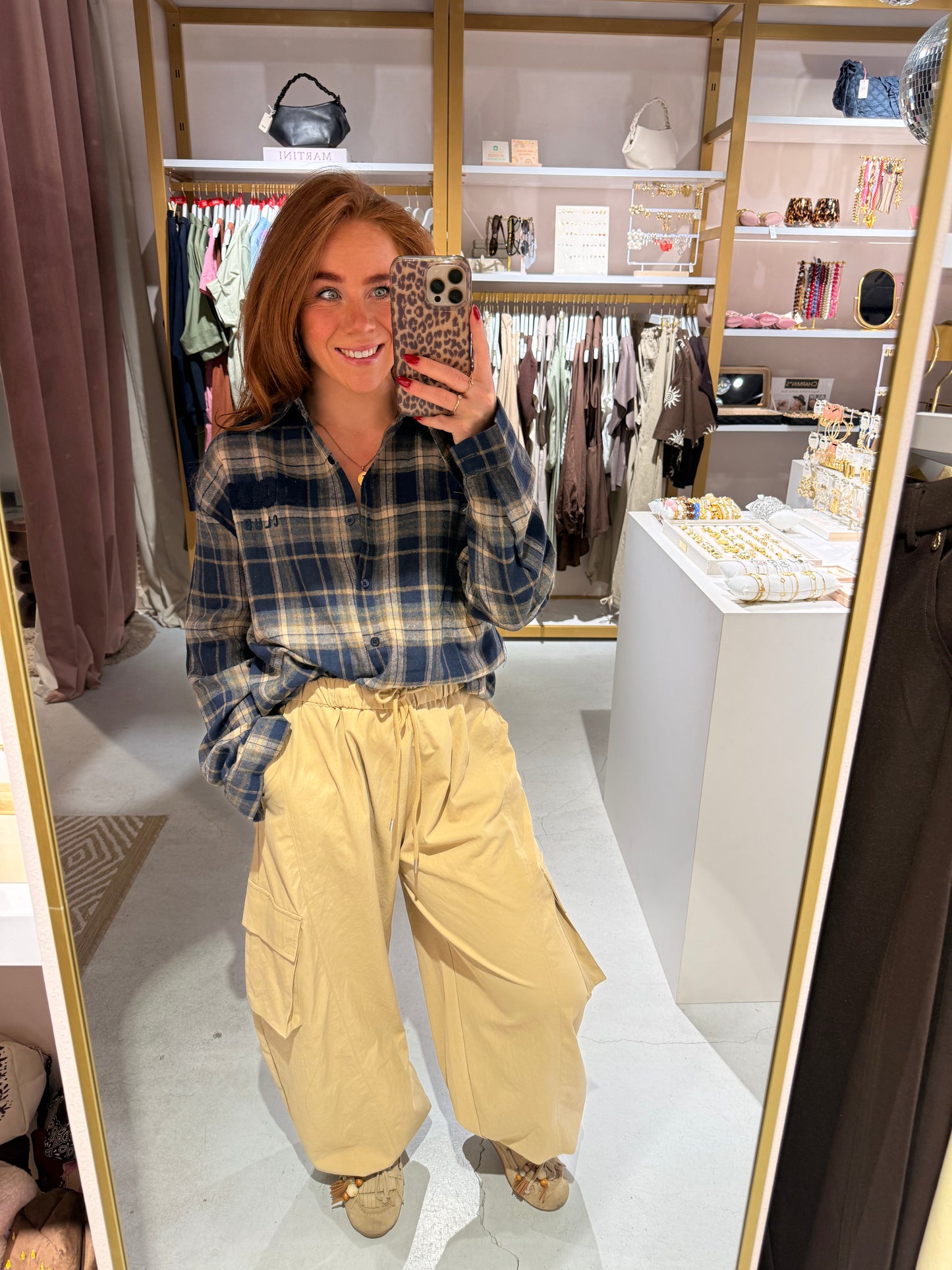 Cargo pants beige