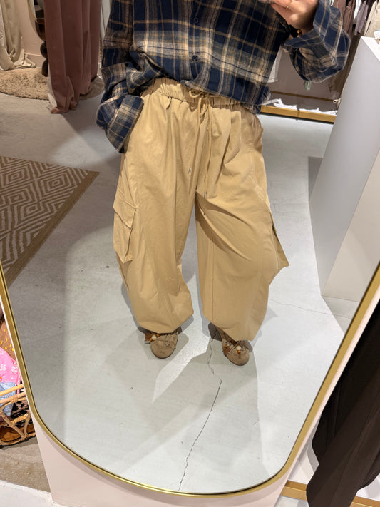 Cargo pants beige