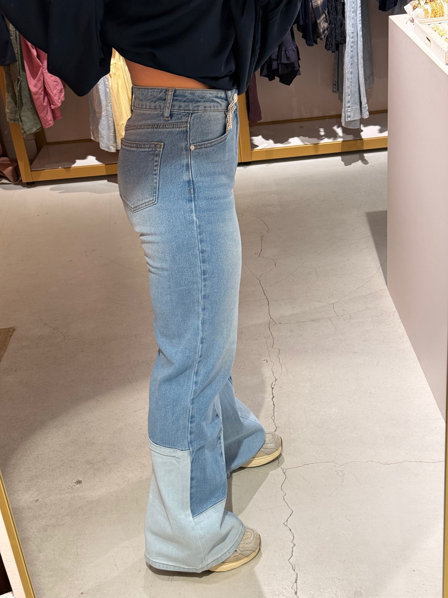 Wide leg jeans patch
